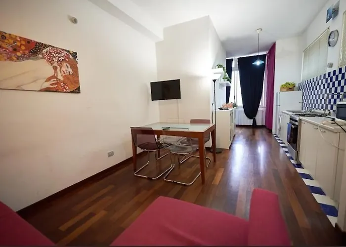 Apartment Milleduecento House